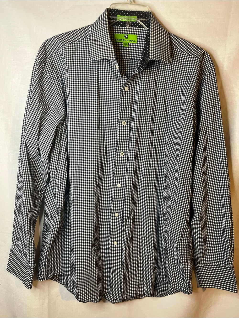 The Bristol And Bull Men’s Plaid Button Up Long Sleeve shirt in size XL 34/35